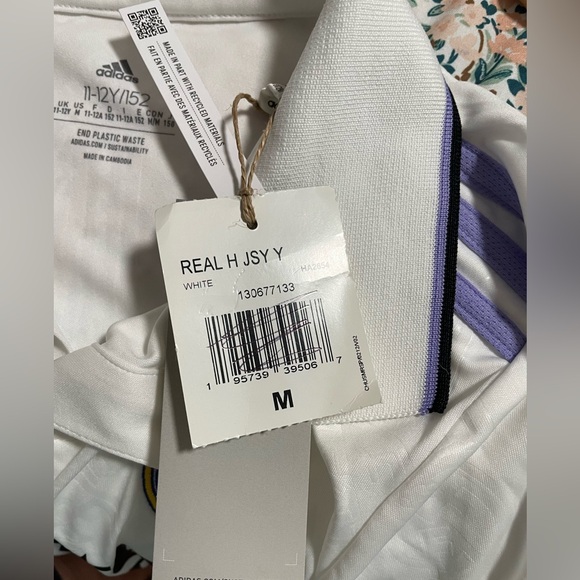 NWT Adidas Real Madrid Jersey - Picture 11 of 11